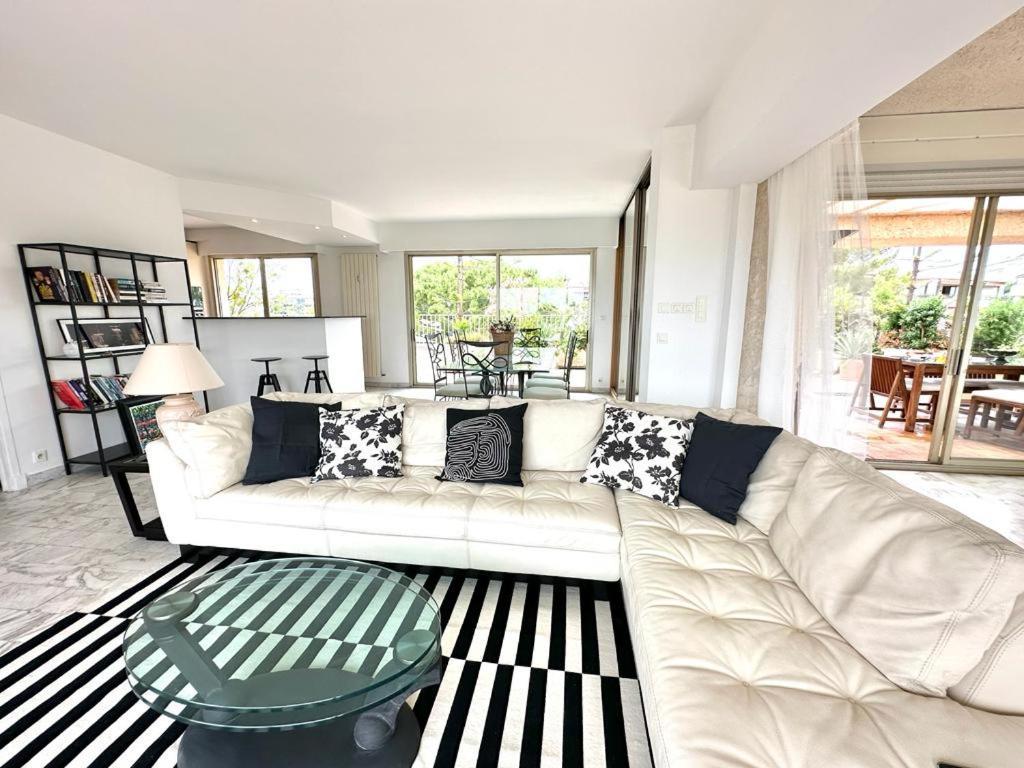 Panoramic Sea View Penthouse With Jacuzzi And 450 Sqm Terrace Apartment อองทีบส์ ภายนอก รูปภาพ