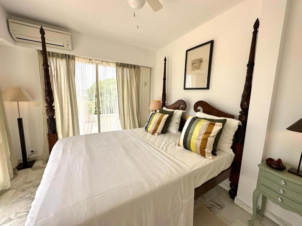 Panoramic Sea View Penthouse With Jacuzzi And 450 Sqm Terrace Apartment อองทีบส์ ภายนอก รูปภาพ